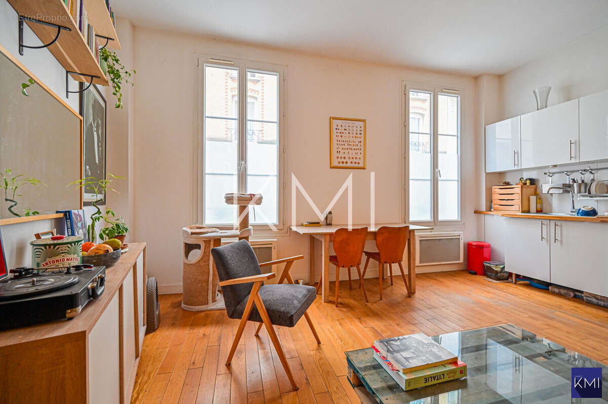 Appartement à PARIS-20E