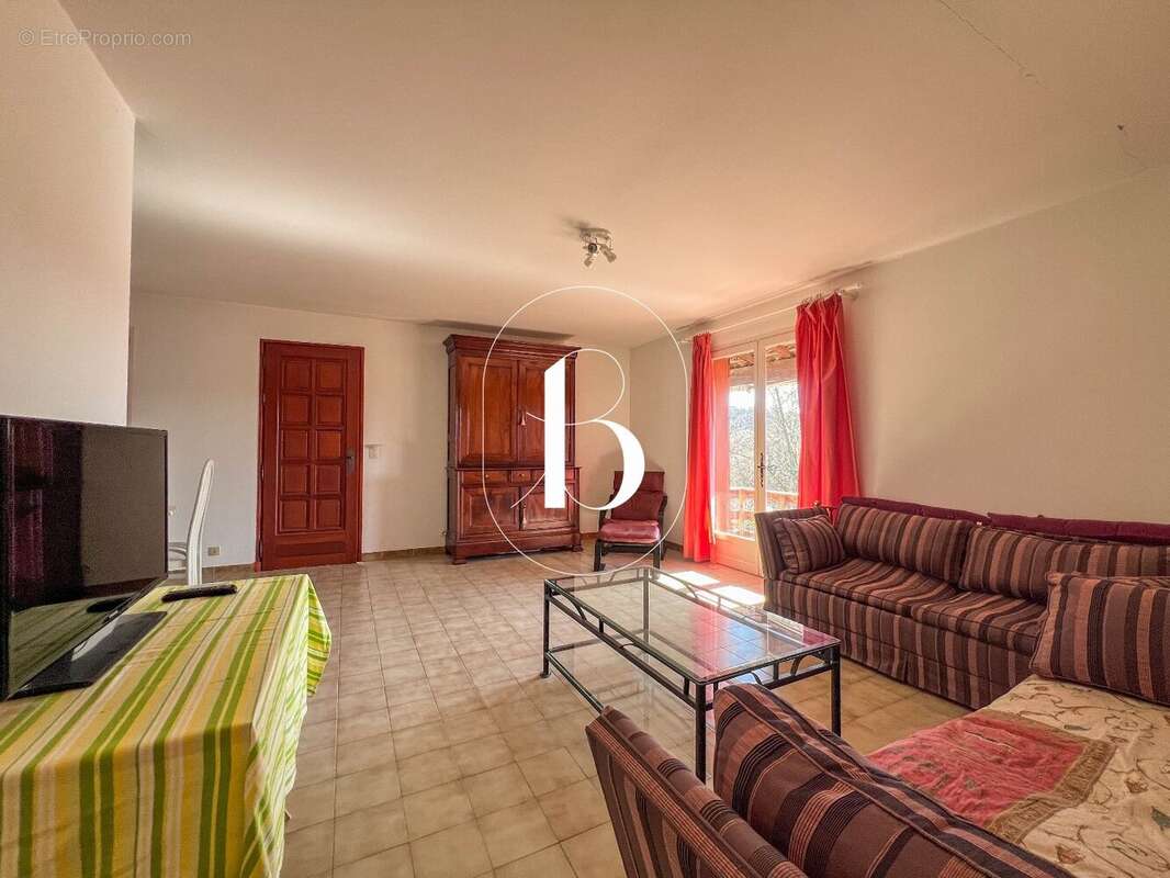 Maison à GOUDARGUES