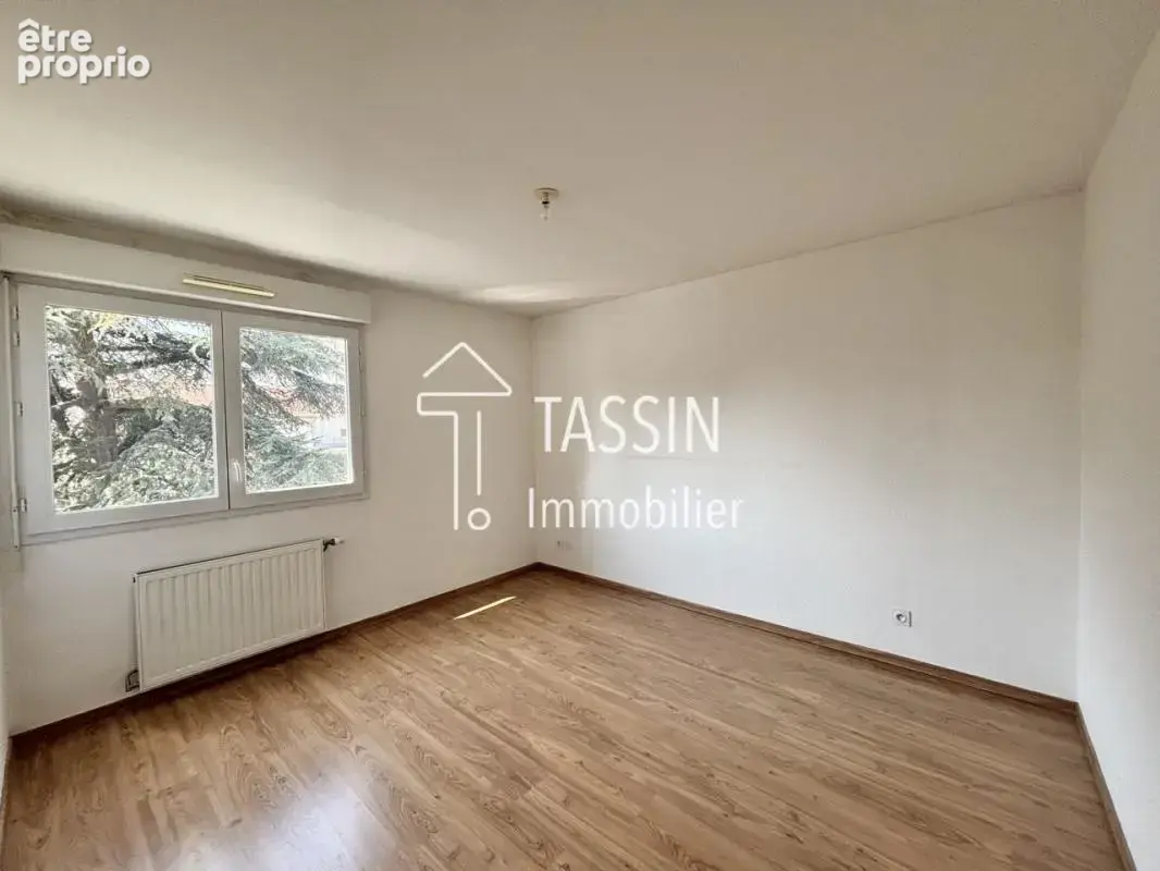 Tassin - Appartement T3 avec garage - photo 7