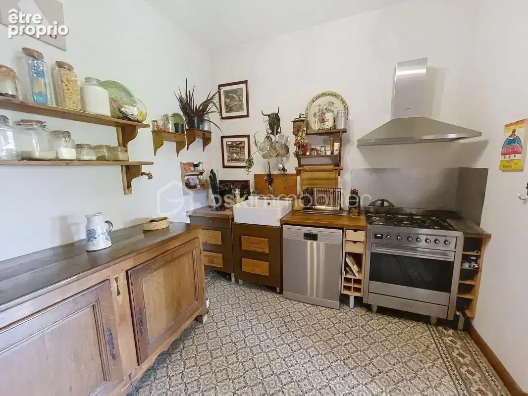 Maison de caractere avec  jardin et dépendance - photo 14
