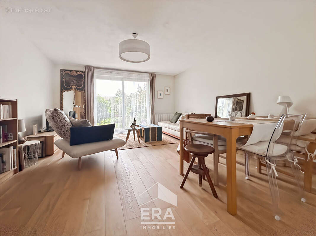 À visiter rapidement, coup de coeur assuré ! Maison, jardin, espaces verts - photo 2