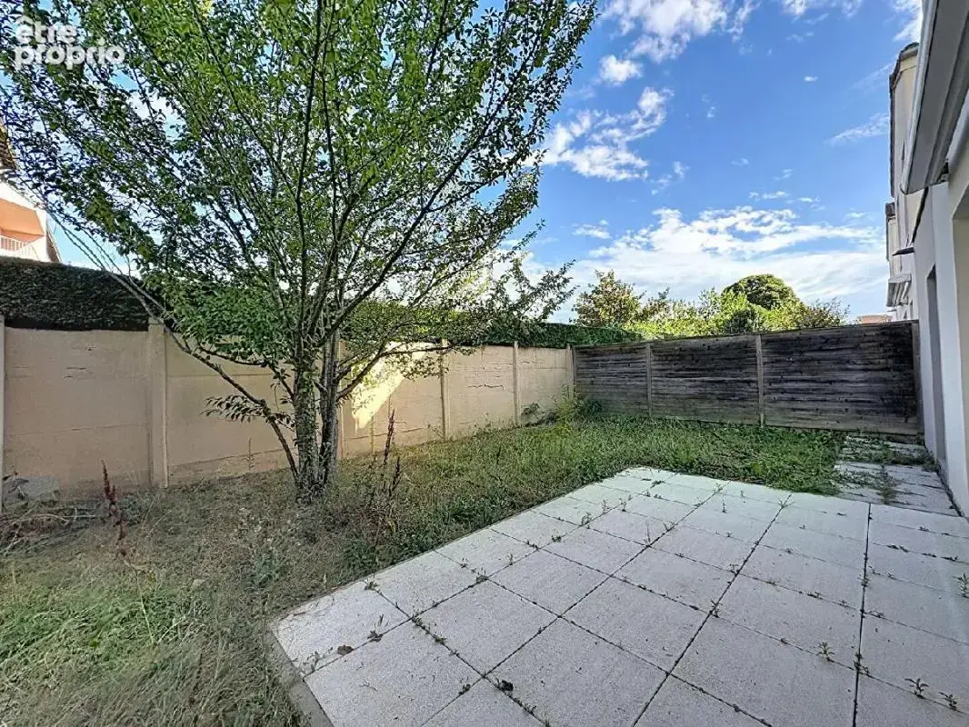 Maison 97 m² à Charnay-Les-Macon  - photo 2