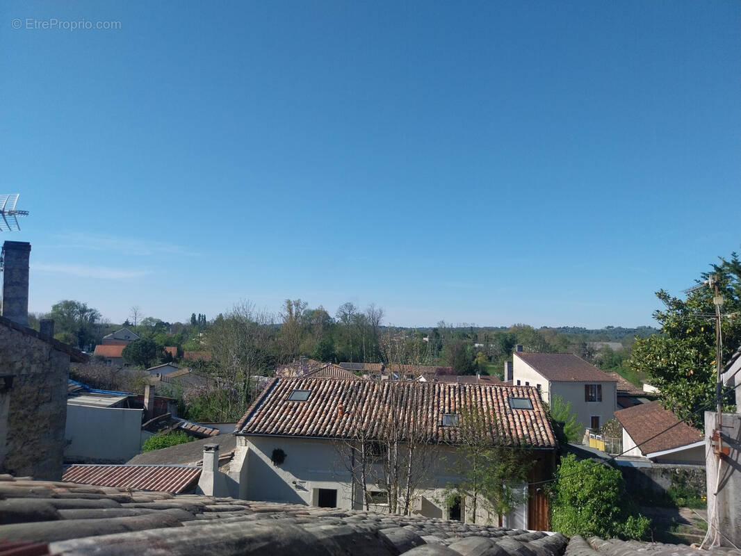 Maison à CASTRES-GIRONDE
