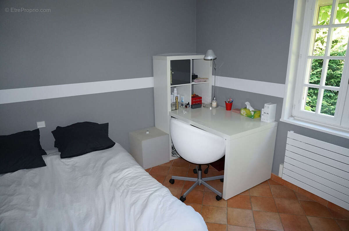 VILLA - VIENNE - 6 pièces - 132 m2 - photo 7