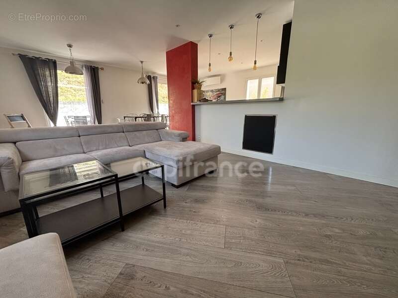 Maison à CAGNES-SUR-MER