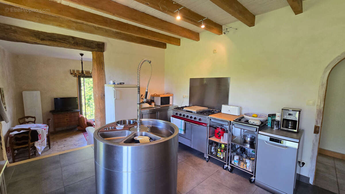 Maison Le Bourget Du Lac 7 pièces 165 m2 - photo 6