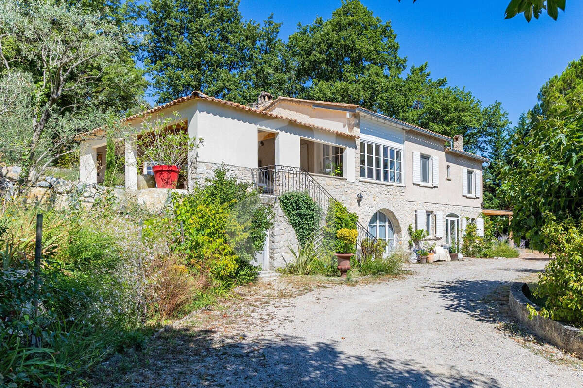 Maison à VAISON-LA-ROMAINE