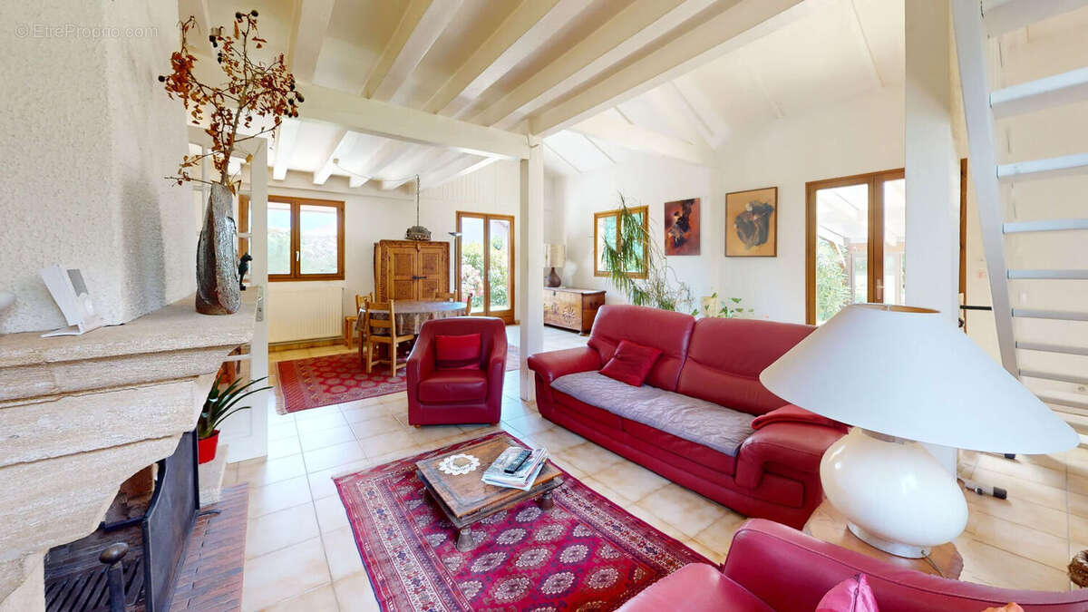 Maison à LUMBIN
