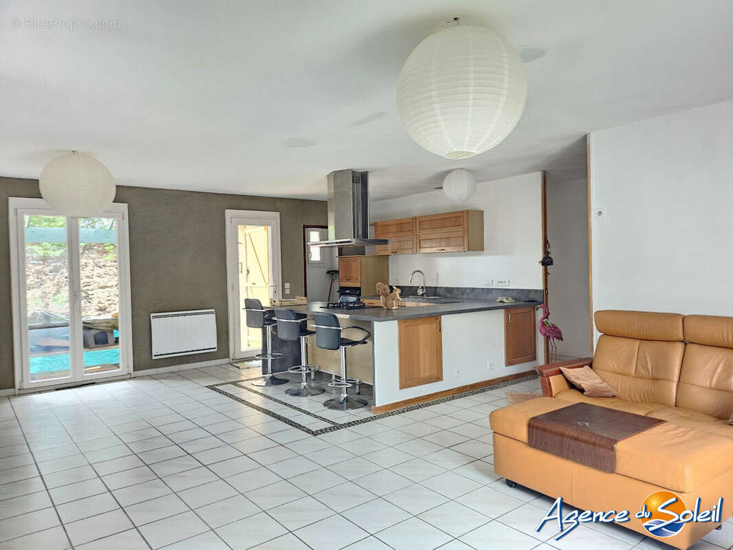 Maison à TOUROUZELLE