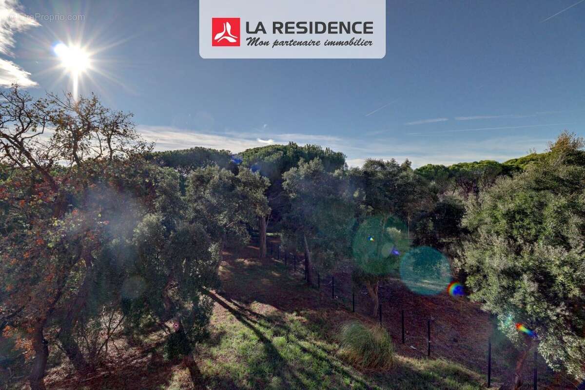 Appartement à FREJUS