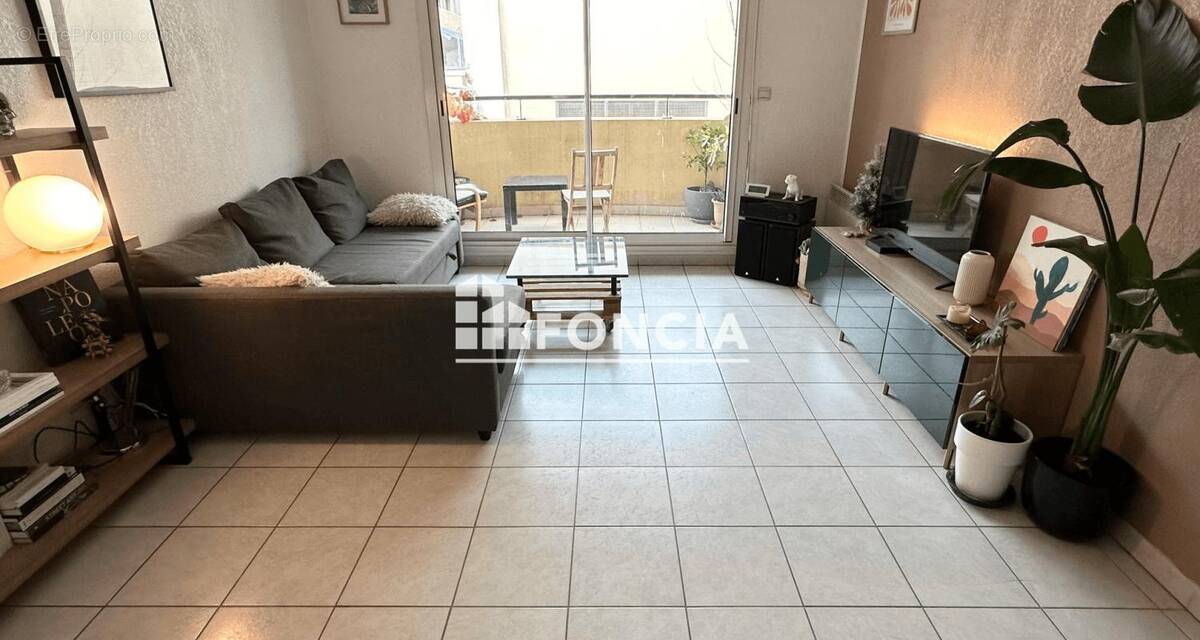 Appartement à NIMES