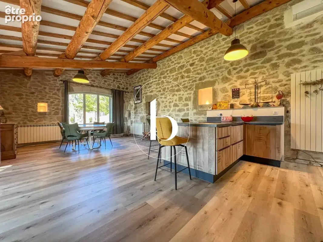 Maison 5 pièces 140 m² à vendre à Uzes (30700) - photo 3