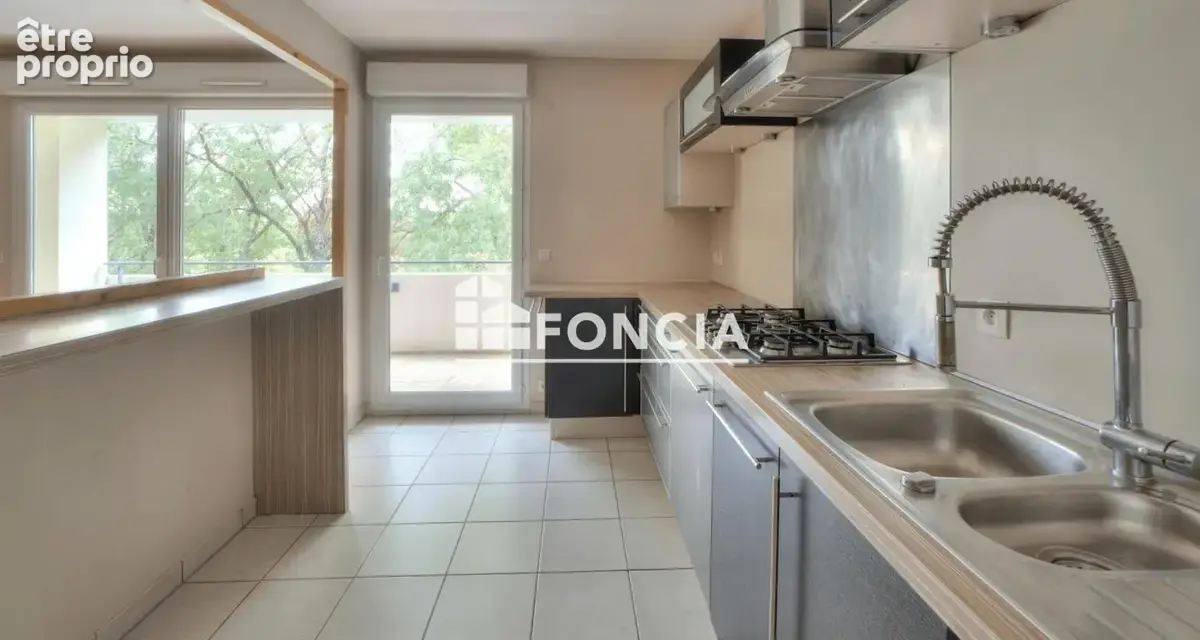 T4 Sud Ornex, proximité frontière - photo 5