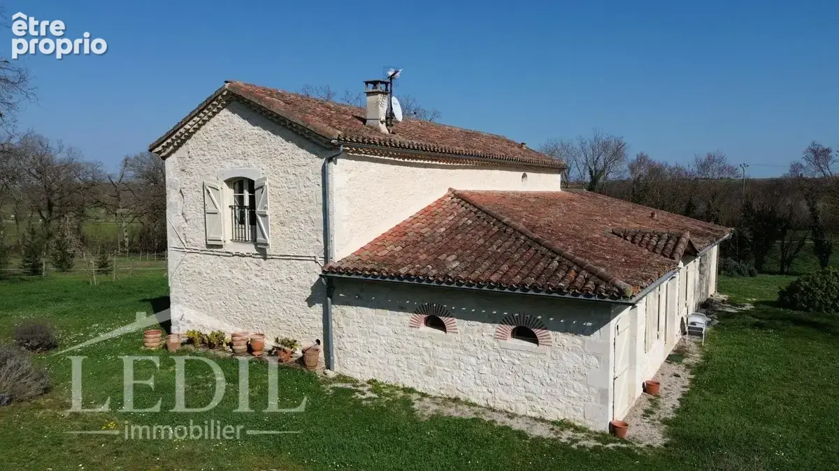 Maison à MAUVEZIN