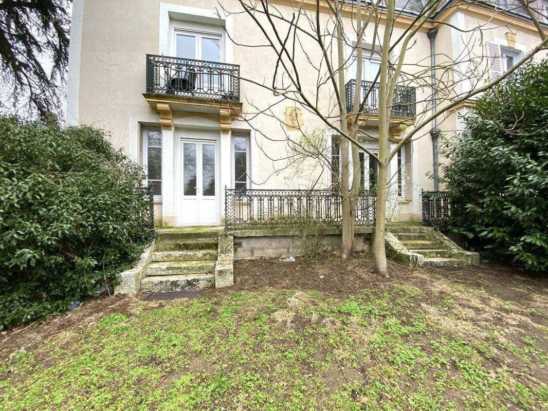 Appartement à ROSNY-SUR-SEINE