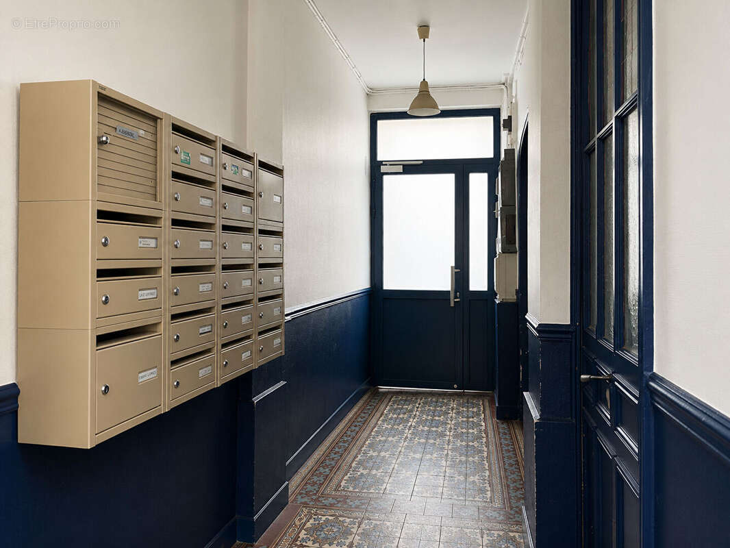 Appartement à PARIS-19E