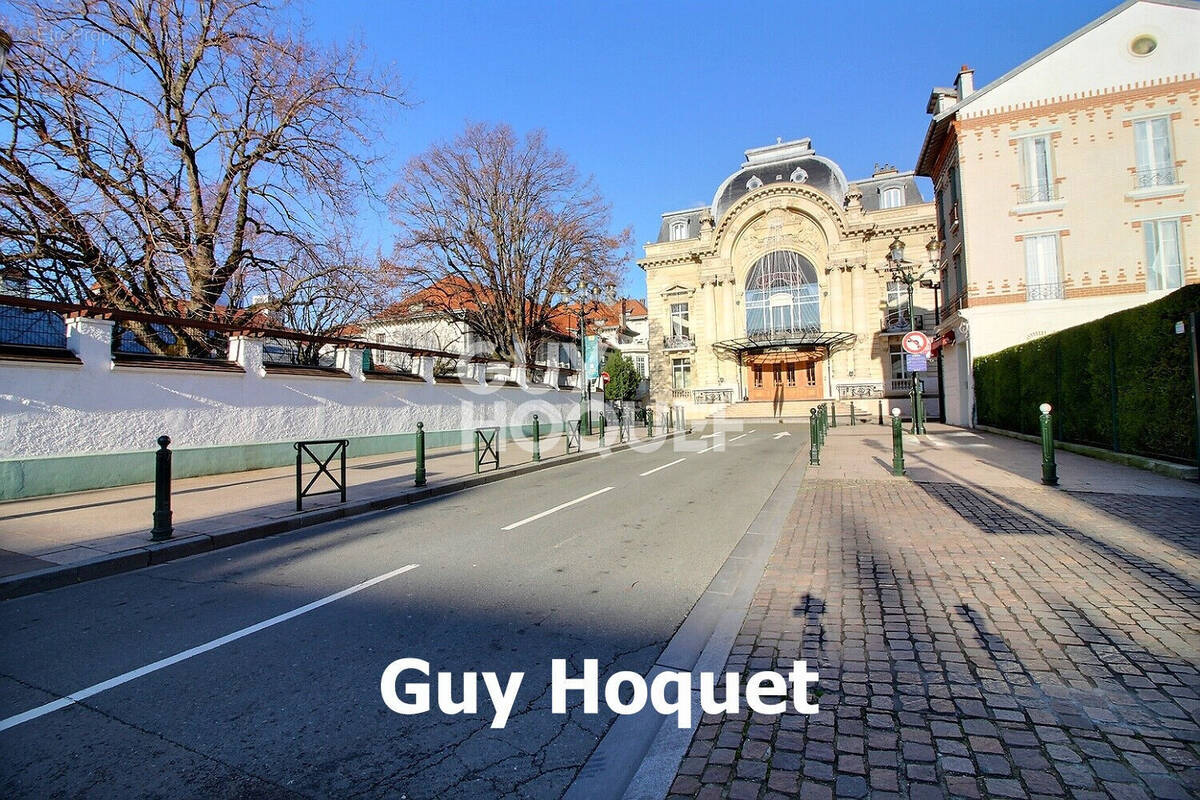 Appartement à PUTEAUX