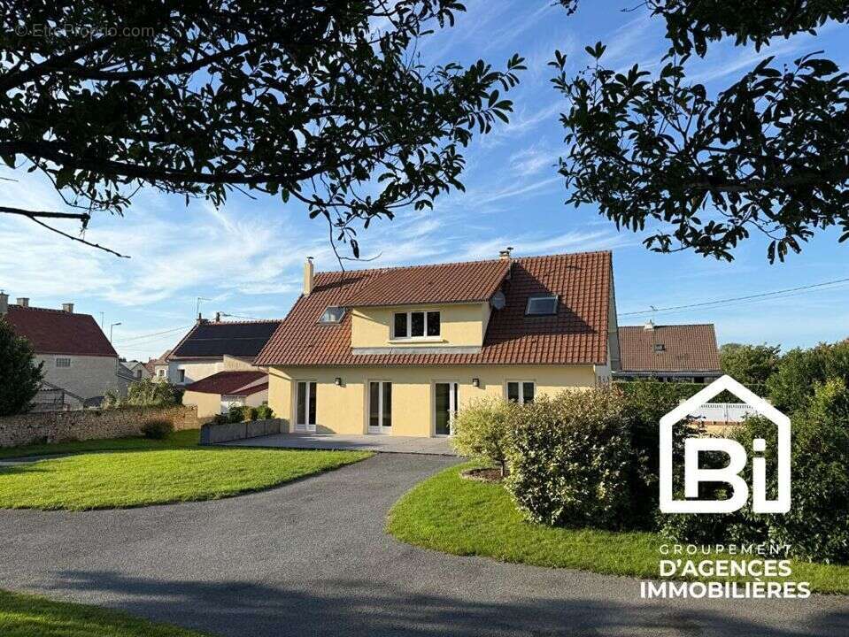 Maison à HERMANVILLE-SUR-MER