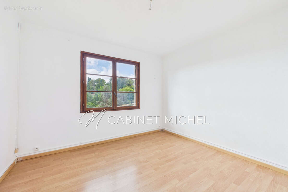 Maison 120 m² à Le Rouret  - photo 6