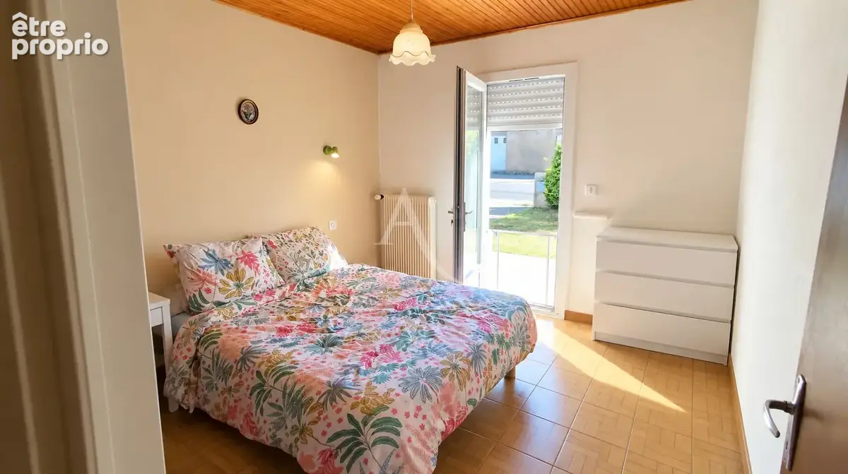 Maison familiale (6 pièces) quartier du Puits Rochais - photo 6