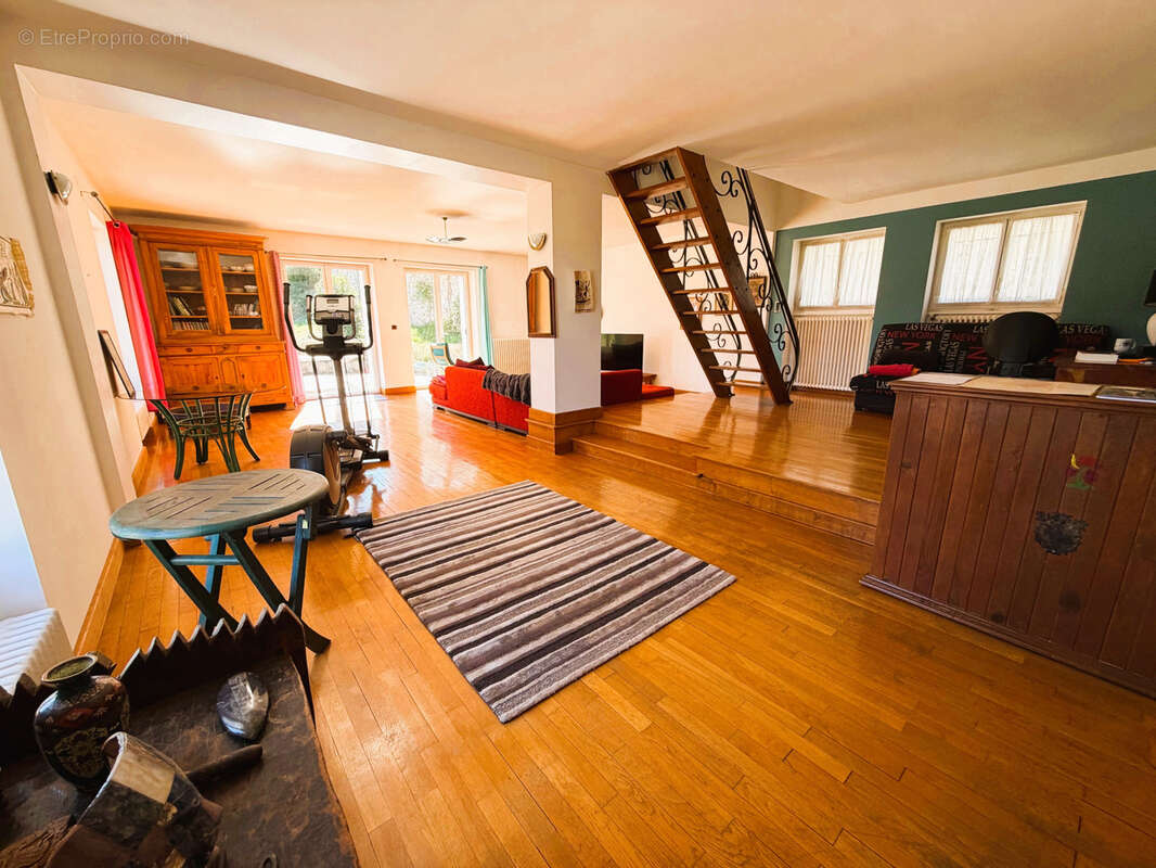 Maison à SAINT-PRIX