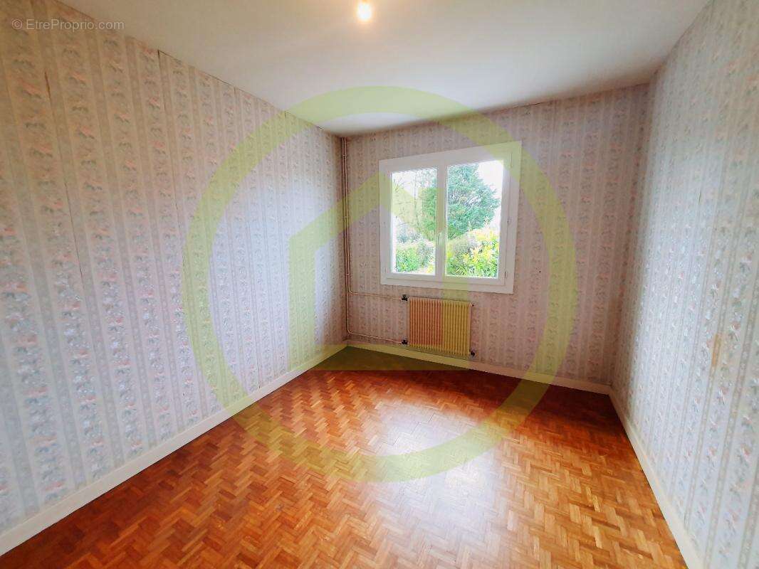 Maison à SAINT-SULPICE-ET-CAMEYRAC