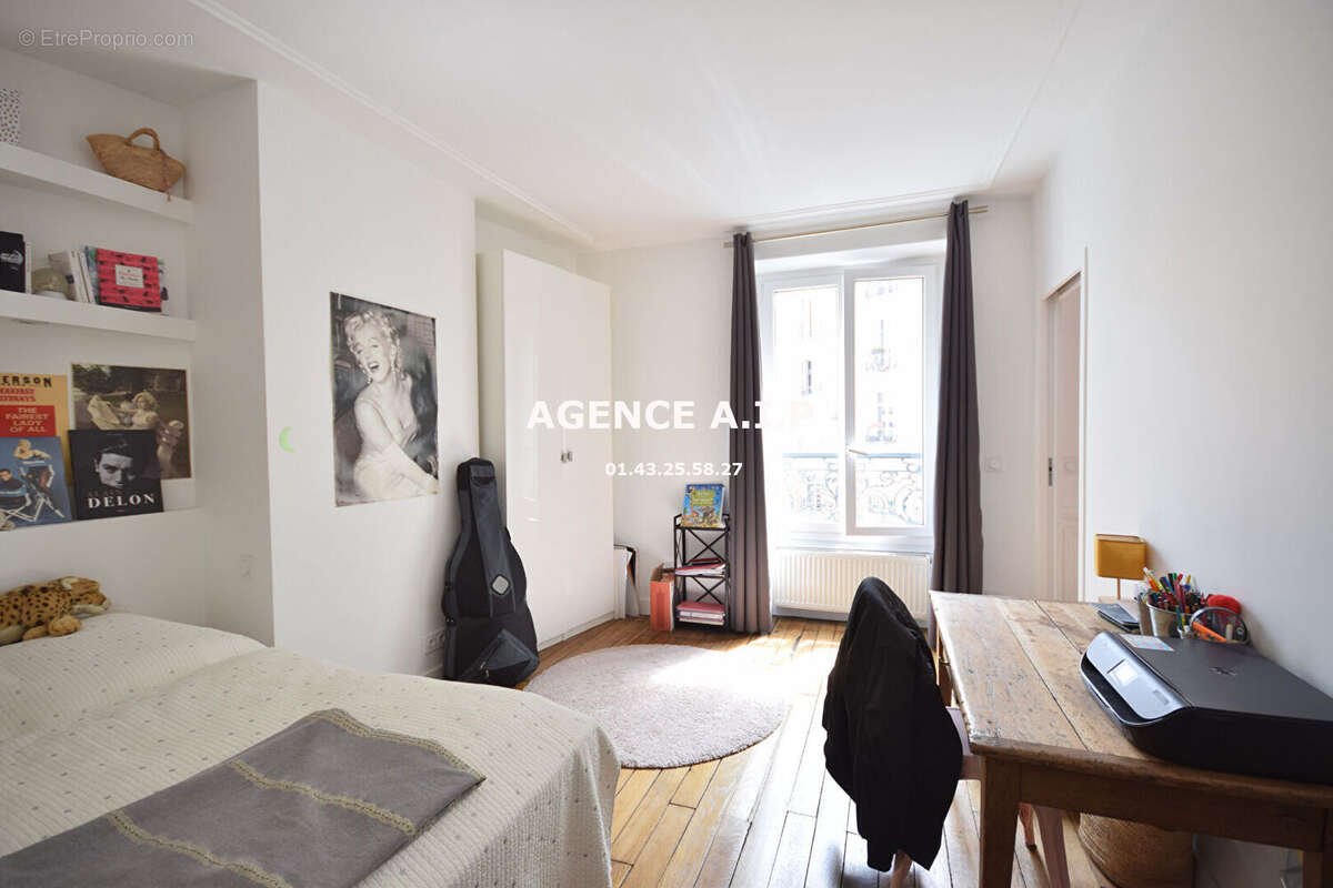 Appartement à PARIS-18E