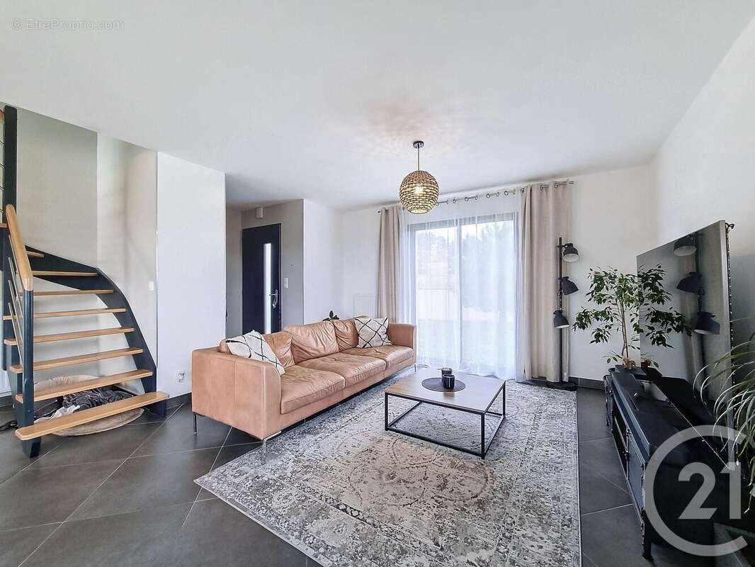 Maison à LA FERTE-SAINT-AUBIN