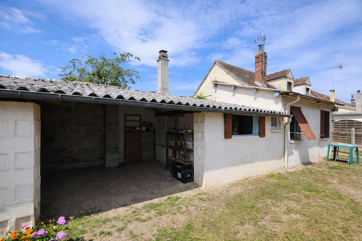 Maison à INCARVILLE