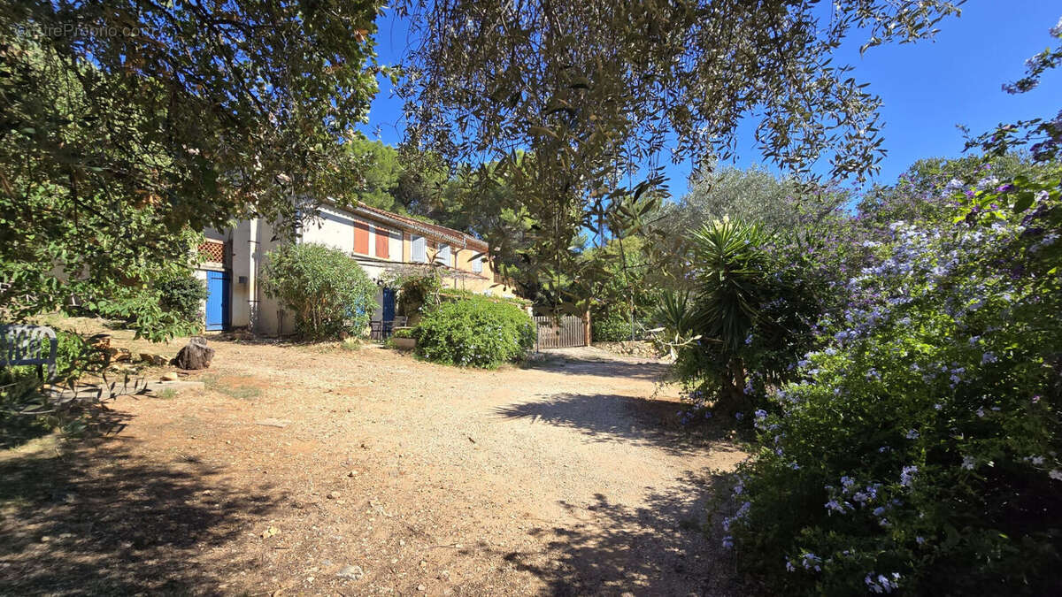 Appartement à SANARY-SUR-MER
