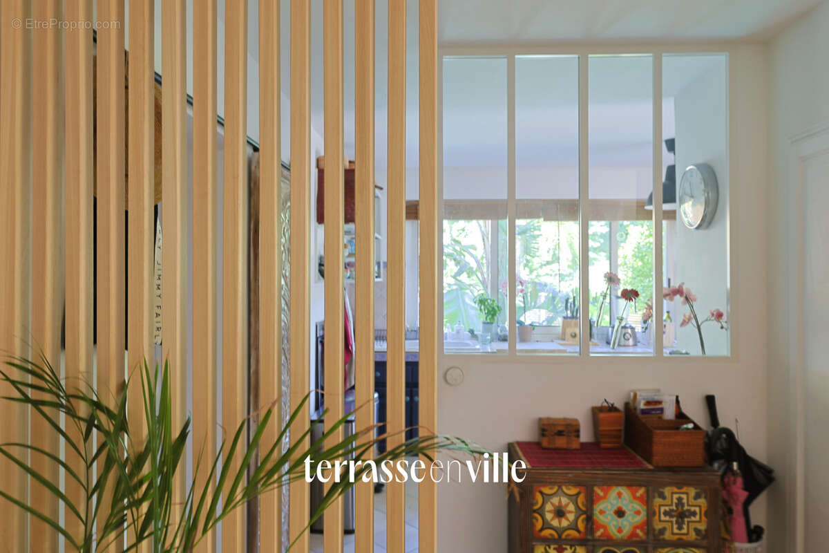 Exclusivite - toulon - cap brun - maison t 5 - 163 m2 - piscine - jardin - proximite  immediate des ecoles - photo 11