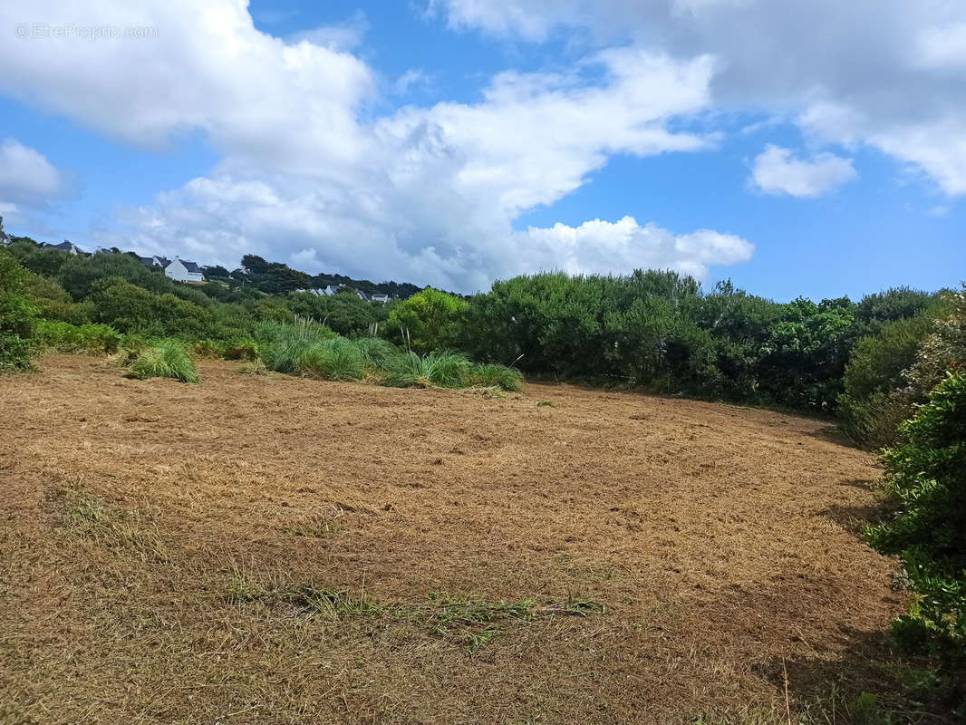 Terrain à PLOUHINEC