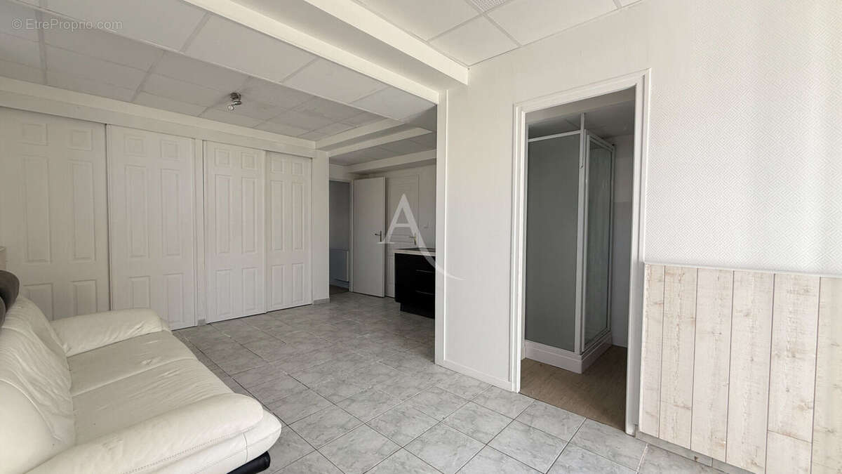 Maison à SAINT-FLORENT-DES-BOIS