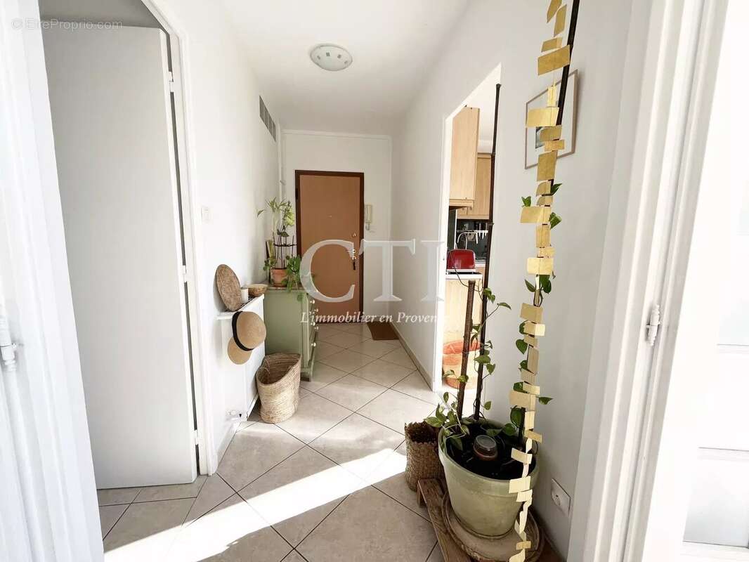 Appartement à NYONS