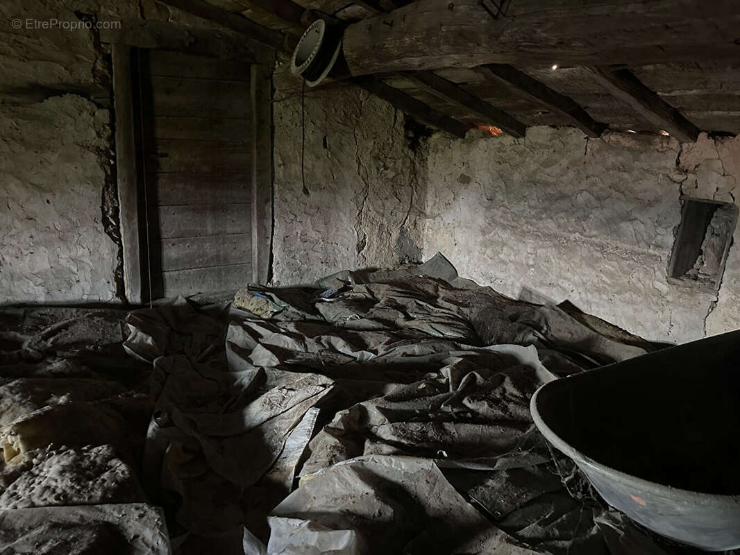 Maison à POLLIONNAY