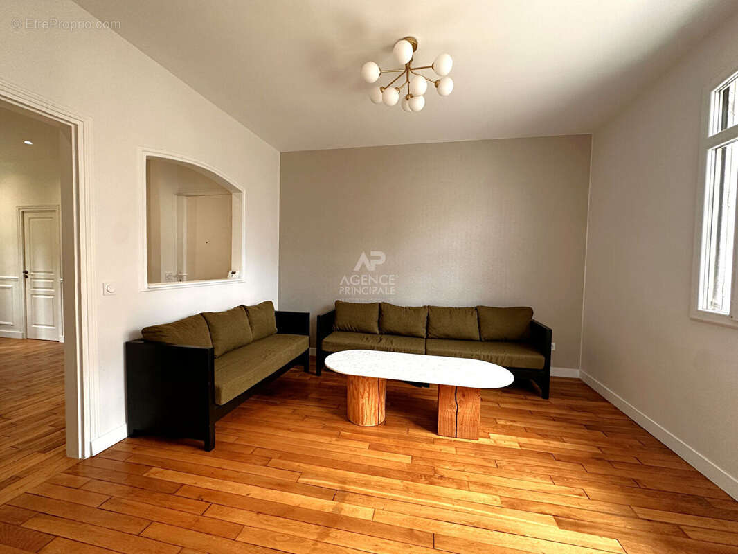 Appartement à CHAVILLE