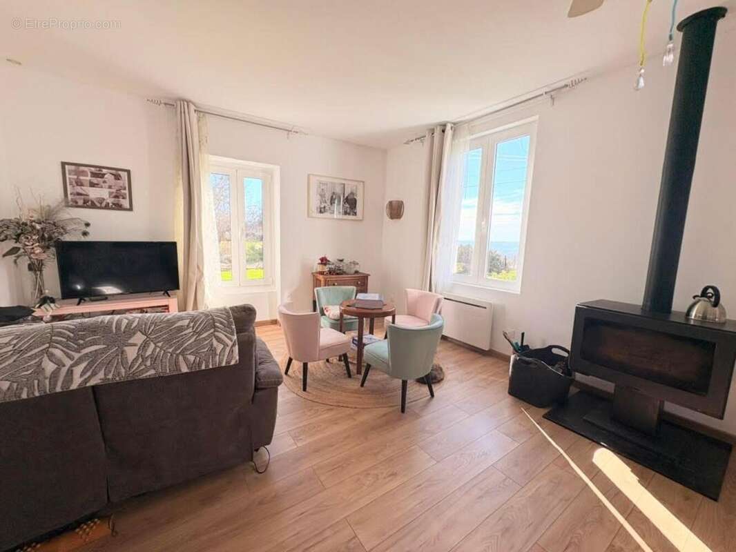 Maison 213 m² à Boudou  - photo 7