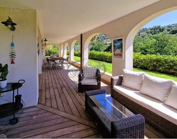 Appartement à RAYOL-CANADEL-SUR-MER