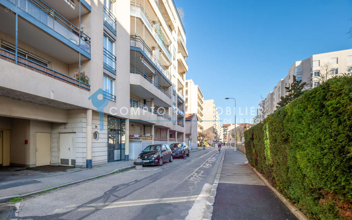 Appartement à LYON-8E