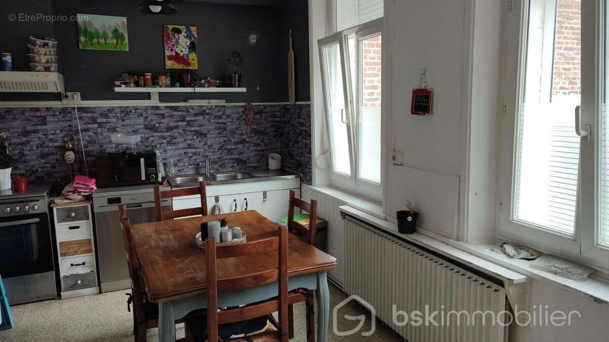 Maison à VILLERS-BRETONNEUX