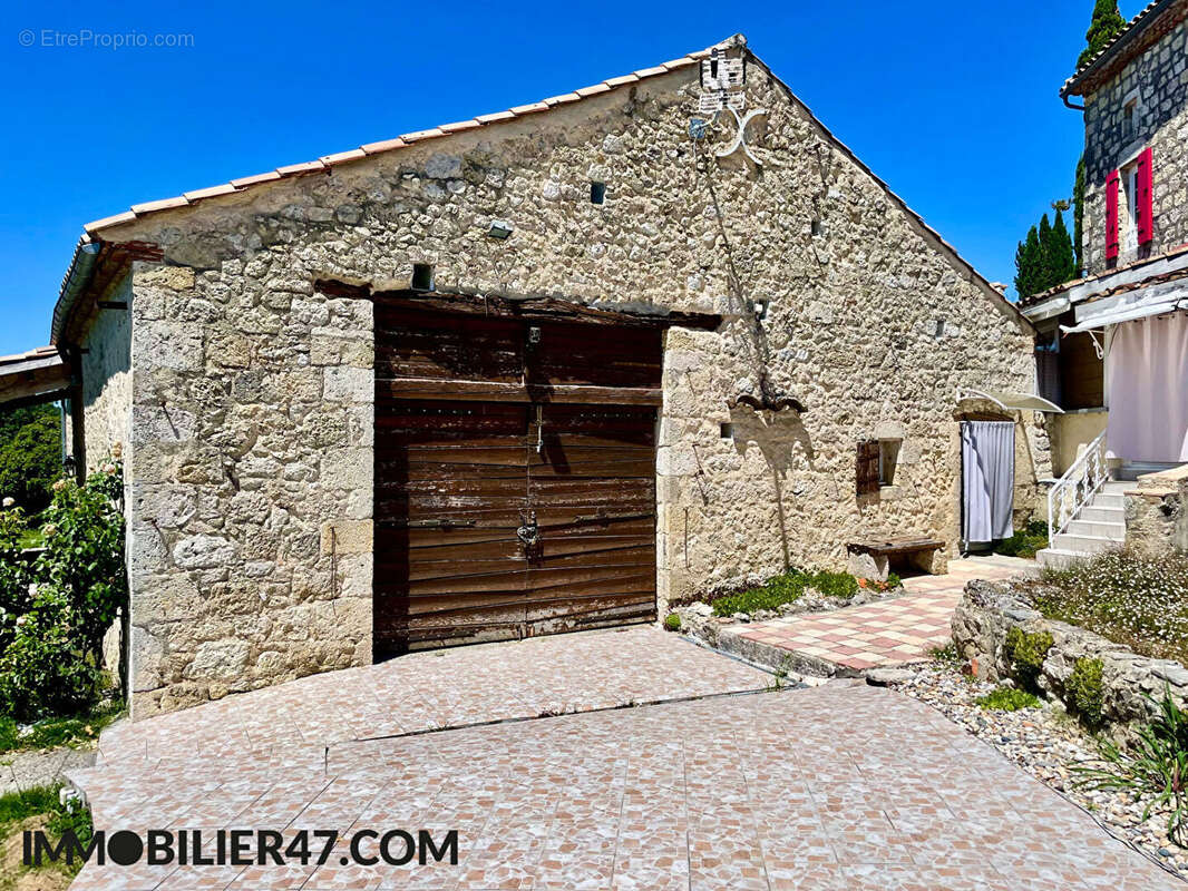 Ancien presbitere renové avec gites independants - photo 17