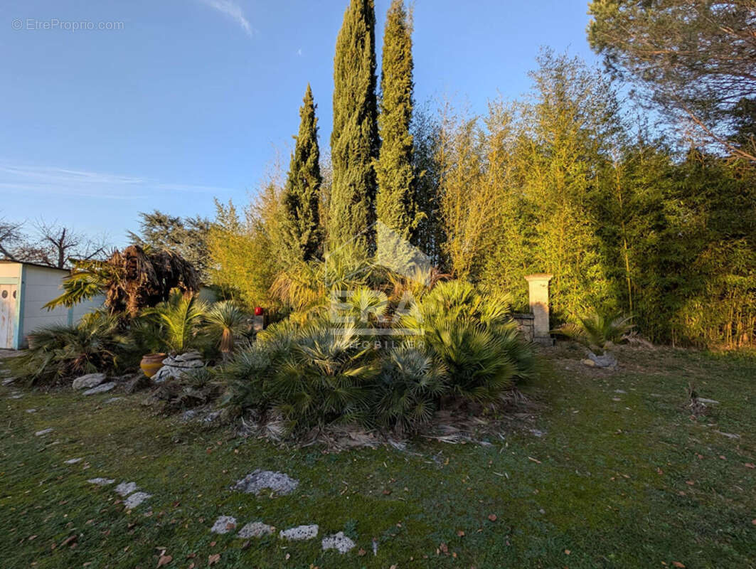 Maison à MONTPON-MENESTEROL