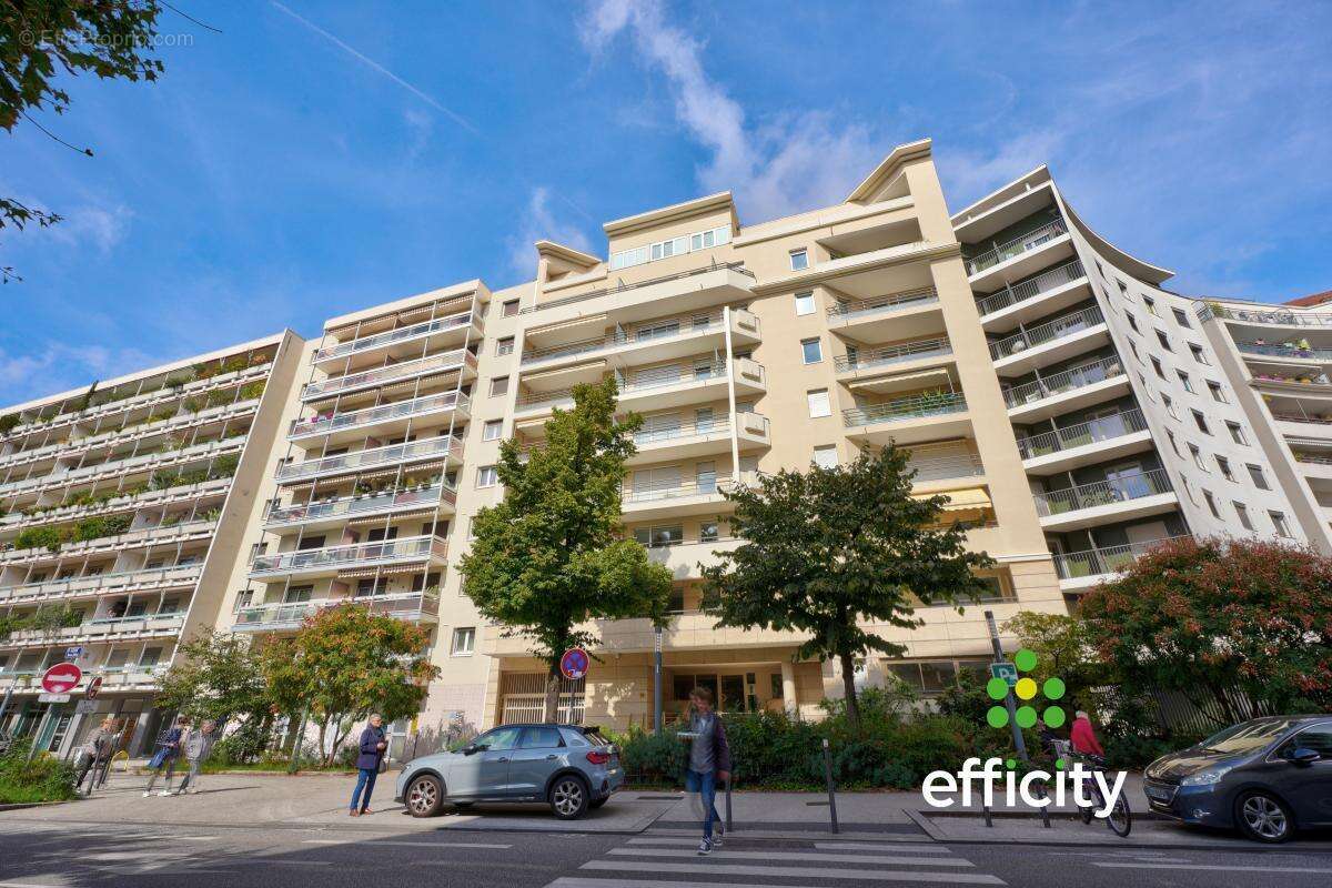 Appartement à VILLEURBANNE