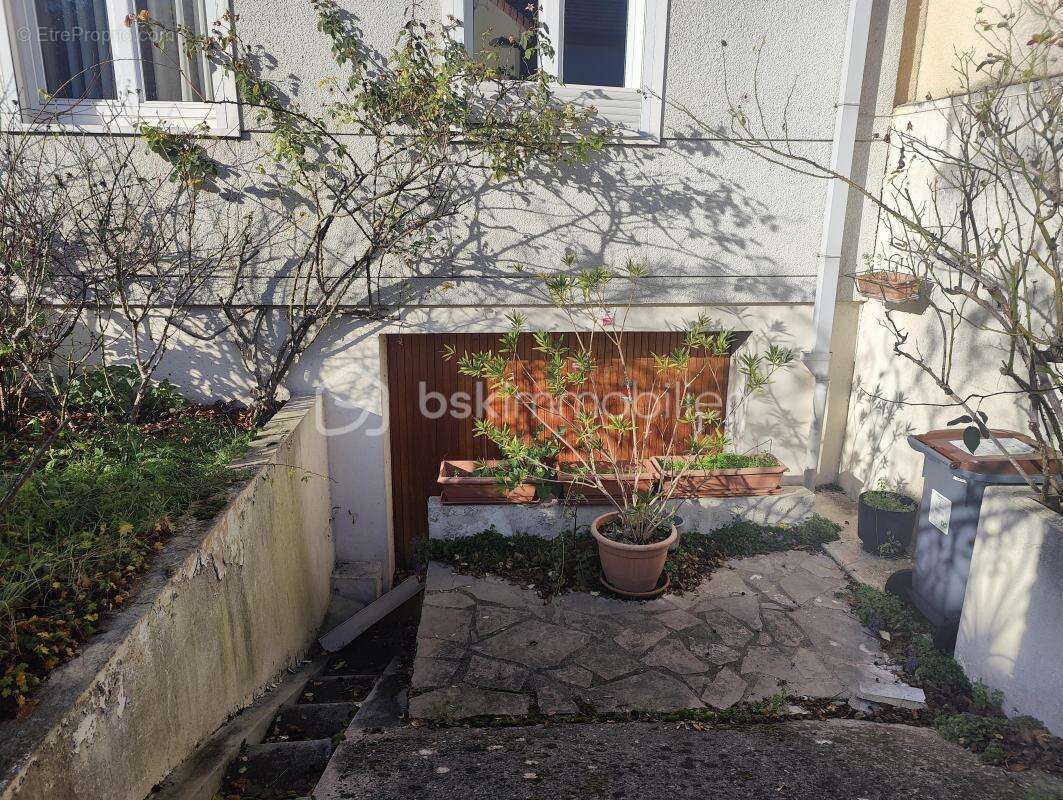 Maison à ROMAINVILLE