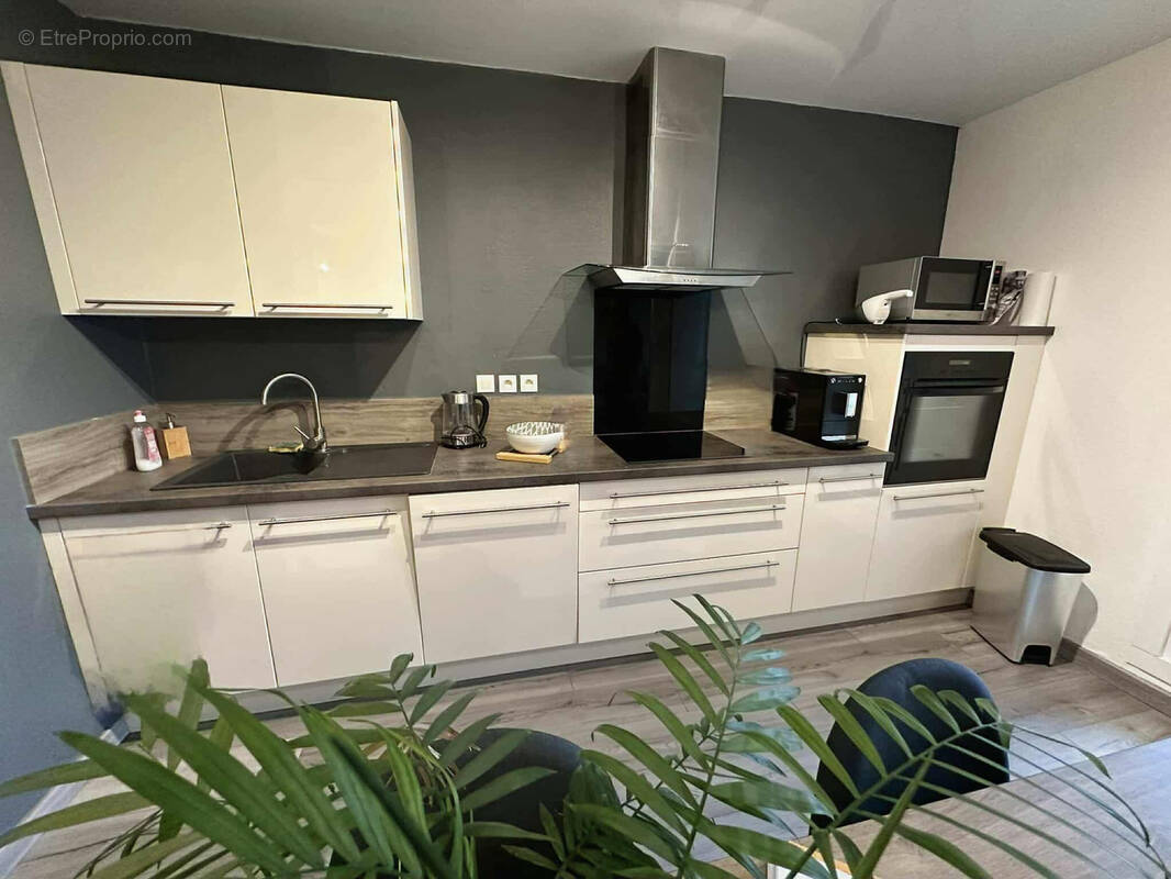 Appartement à ROSIERES-AUX-SALINES