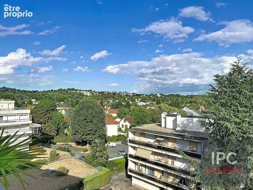 Soisy  secteur centre ville, 3 pièces, 2 chambres, parking et balcons. - photo 11