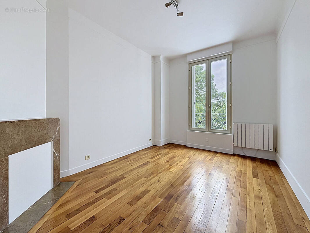 Appartement à NANTERRE