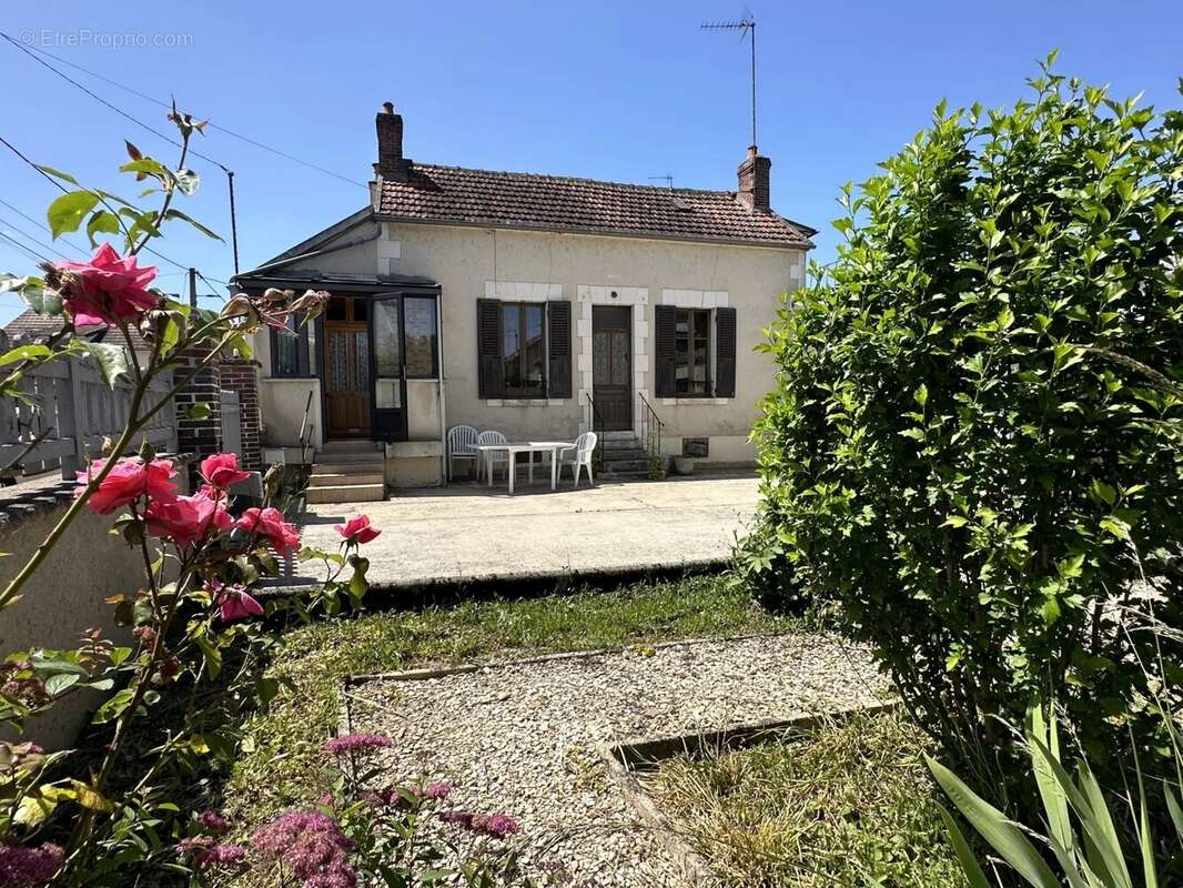 Maison à AUXERRE