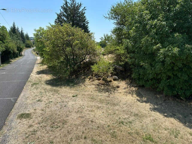 Terrain à LE CAYLAR