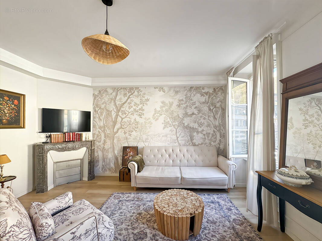 Appartement à LA ROCHE-GUYON